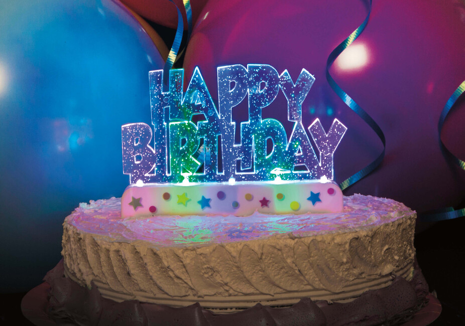 Levně Zápich na dort Happy Birthday LED barevný